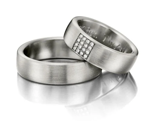 Par de Aliança em Ouro Branco 18k e Diamantes, 6mm - Imagem 1