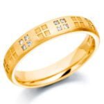 Anel em Ouro Amarelo 18k e Diamantes, 4mm