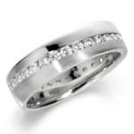 Anel em Ouro Branco 18k e Diamantes, 5mm