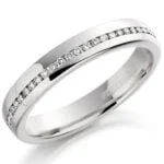Anel em Ouro Branco 18k e Diamantes, 3mm