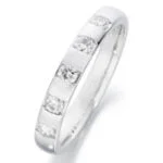 Anel em Ouro Branco 18k e Diamantes, 4mm