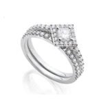 Anel em Ouro Branco 18k e Diamantes, 4mm