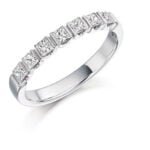 Anel em Ouro Branco 18k e Diamantes, 3mm