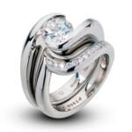 Anel em Ouro Branco 18k e Diamantes, 12mm