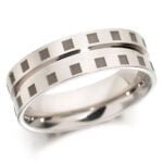 Anel em Ouro Branco 18k. 5mm