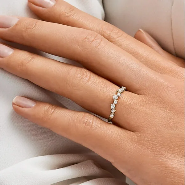 Par de Aliança em Ouro Amarelo 18k e Diamantes - Imagem 3