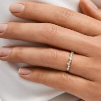 Par de Aliança em Ouro Amarelo 18k e Diamantes - Imagem 3