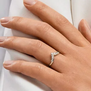 Par de Aliança em Ouro Amarelo 18k e Diamantes - Imagem 3