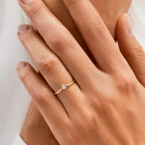 Par de Aliança em Ouro Amarelo 18k e Diamantes - Imagem 3