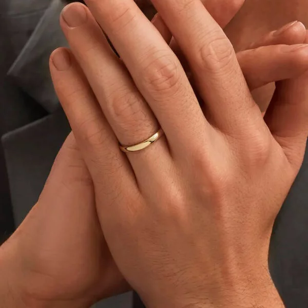 Par de Aliança em Ouro Amarelo 18k e Diamantes - Imagem 2