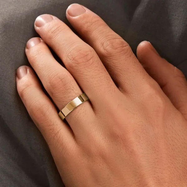 Par de Aliança em Ouro Amarelo 18k e Diamantes - Imagem 2