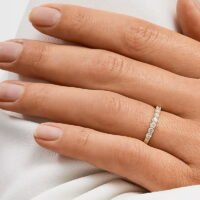 Par de Aliança em Ouro Amarelo 18k e Diamantes - Imagem 3
