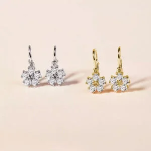 Brinco Infantil Flor em Ouro Branco 18k e Diamantes - Imagem 2
