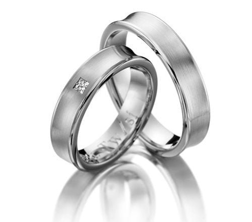 Aliança AC-15 ouro 18k diamantes 4mm da Maxíme Oro